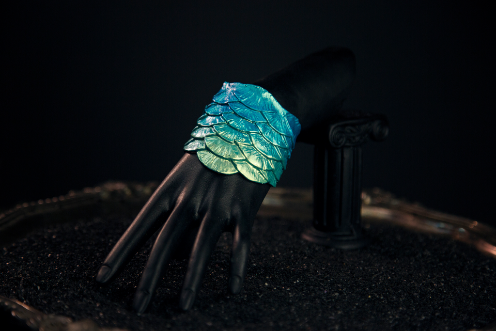 Merbella Silicone Scale Cuff "Fiji Lagoon"
